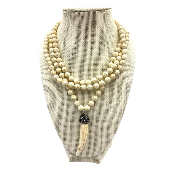 oilnana Jewelry - Howlite knotted beaded long gemstone necklace Horn pendant.